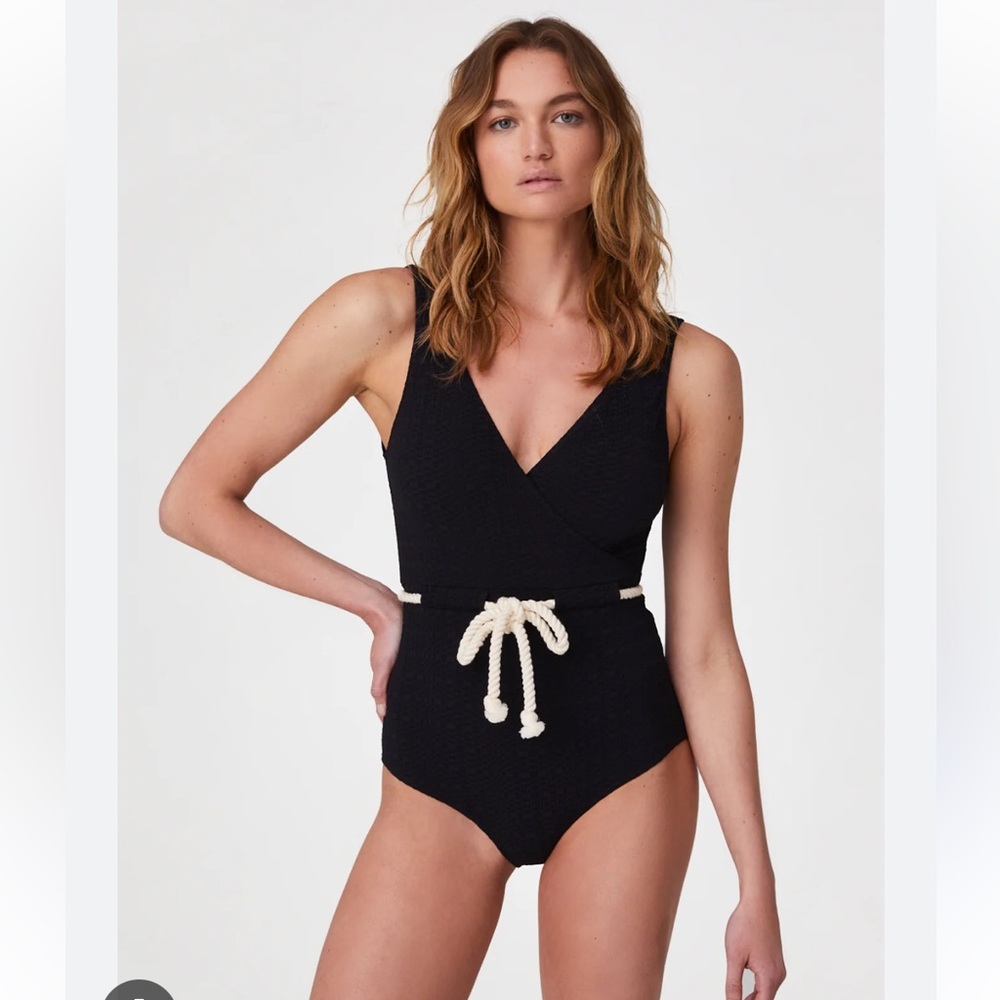 Lisa Marie Fernandez Swim - Picture 8 of 10